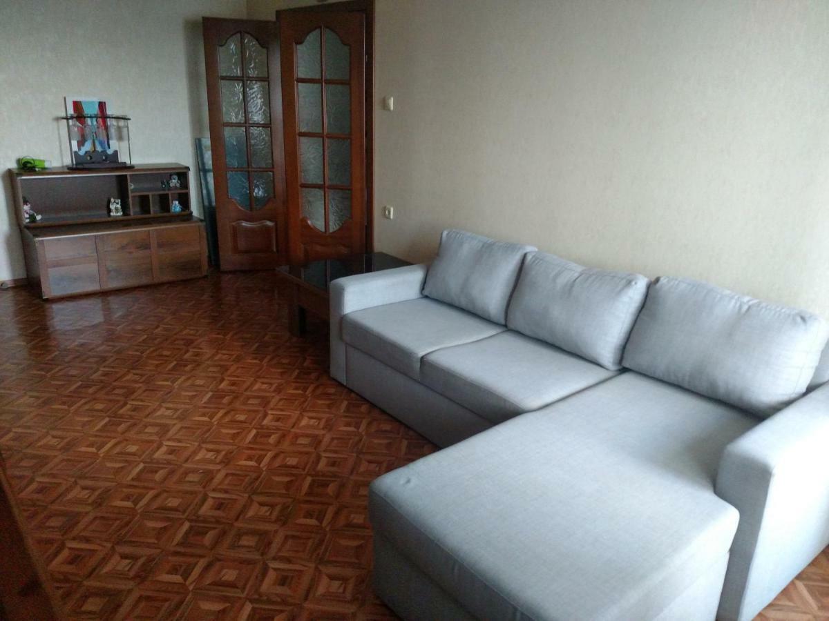 Двокімнатна Квартира Yuzhne Bagian luar foto